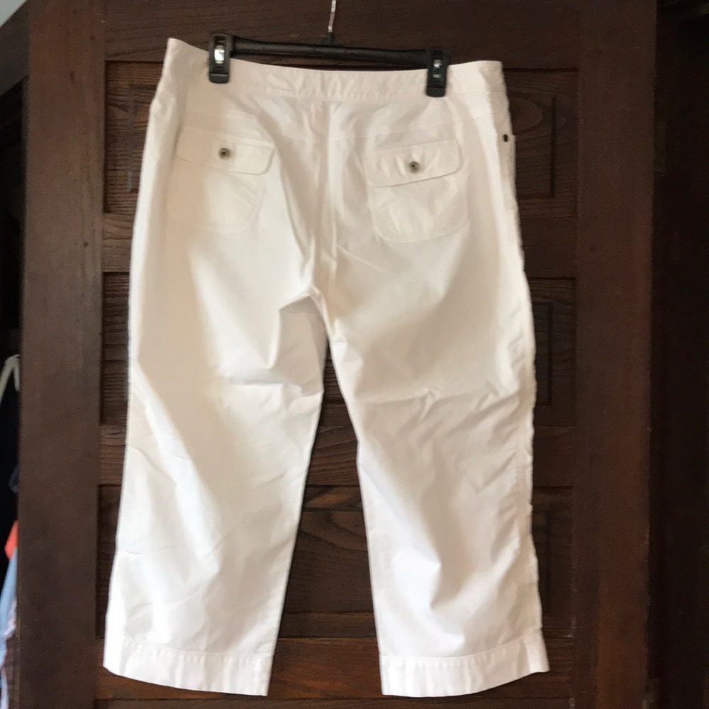 Capris - Picture 2 of 3